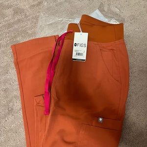 BRANDNEW In package….FIGS TERRACOTTA YOLA HIGH WAISTED PANTS